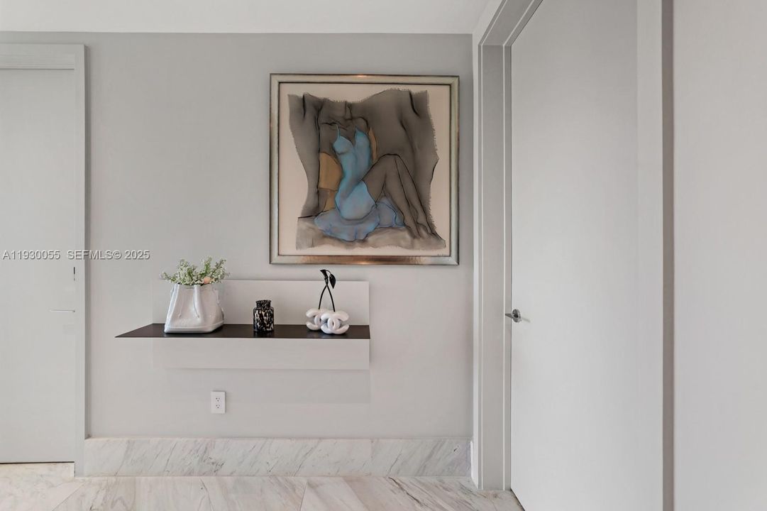 For Sale: $5,750,000 (2 beds, 2 baths, 2268 Square Feet)