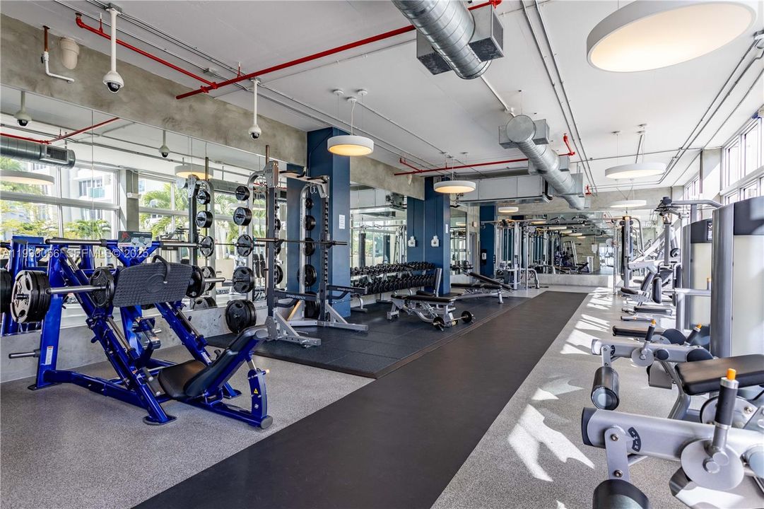 В аренду: $5,750 (2 спален, 2 ванн, 1226 Квадратных фут)