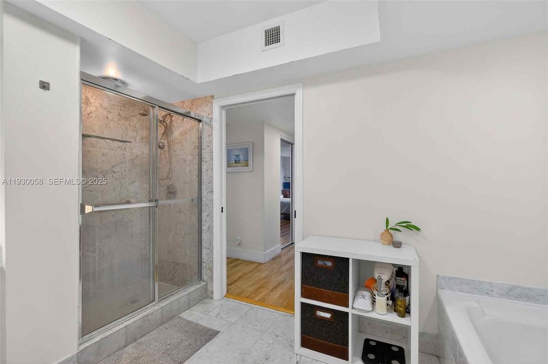 На продажу: $635,000 (3 спален, 2 ванн, 1820 Квадратных фут)