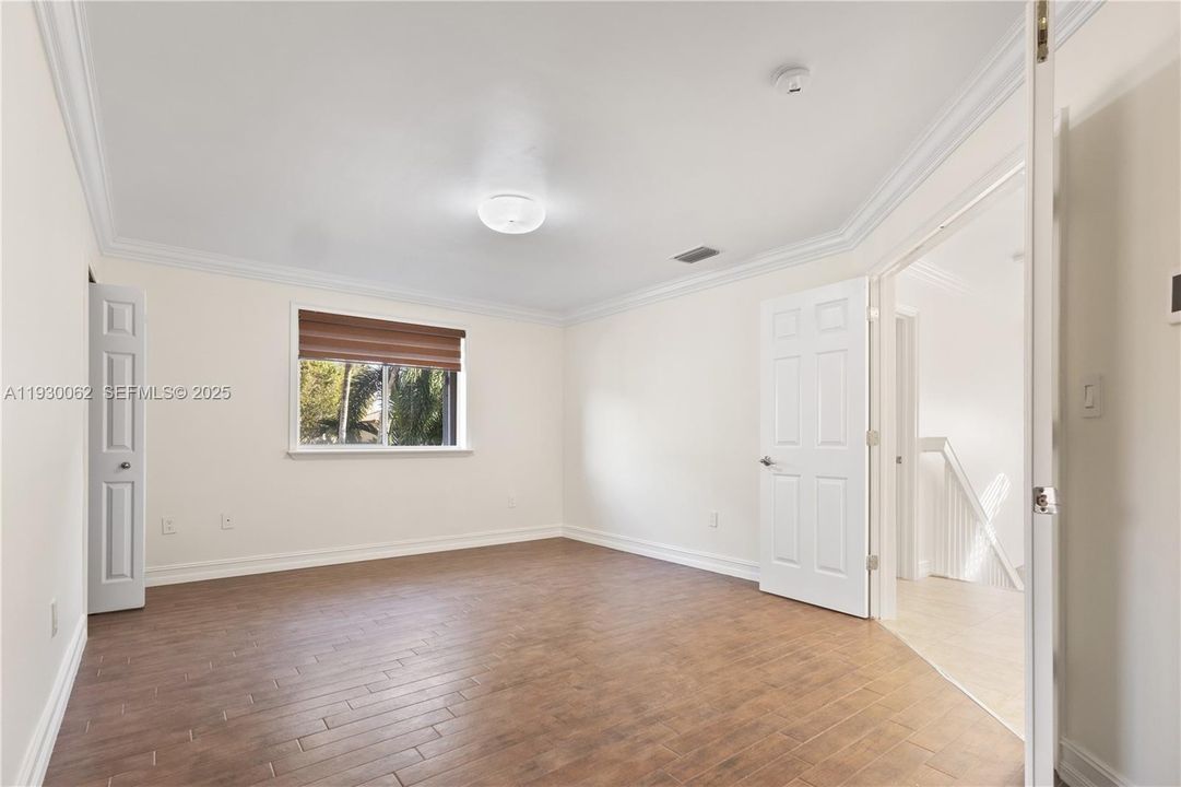 En Renta: $5,500 (4 camas, 3 baños, 2498 Pies cuadrados)