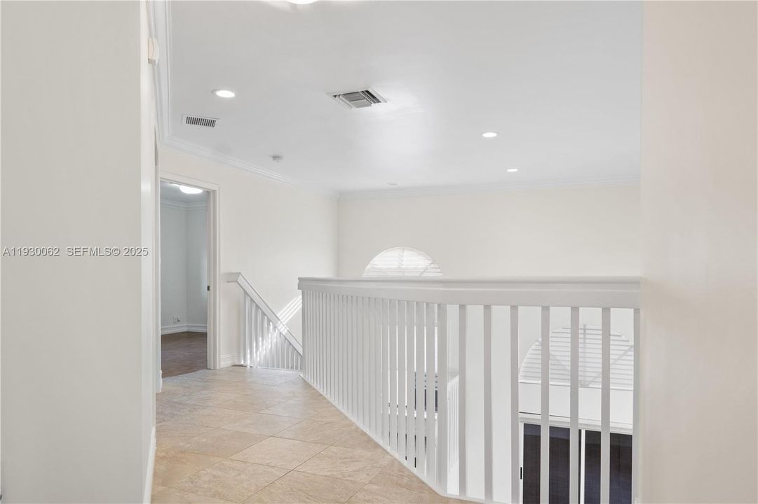 Entrance to bedroom 2