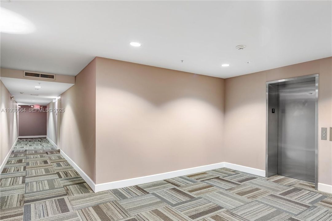 En Venta: $330,000 (1 camas, 1 baños, 734 Pies cuadrados)