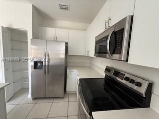 For Rent: $2,600 (3 beds, 2 baths, 1483 Square Feet)