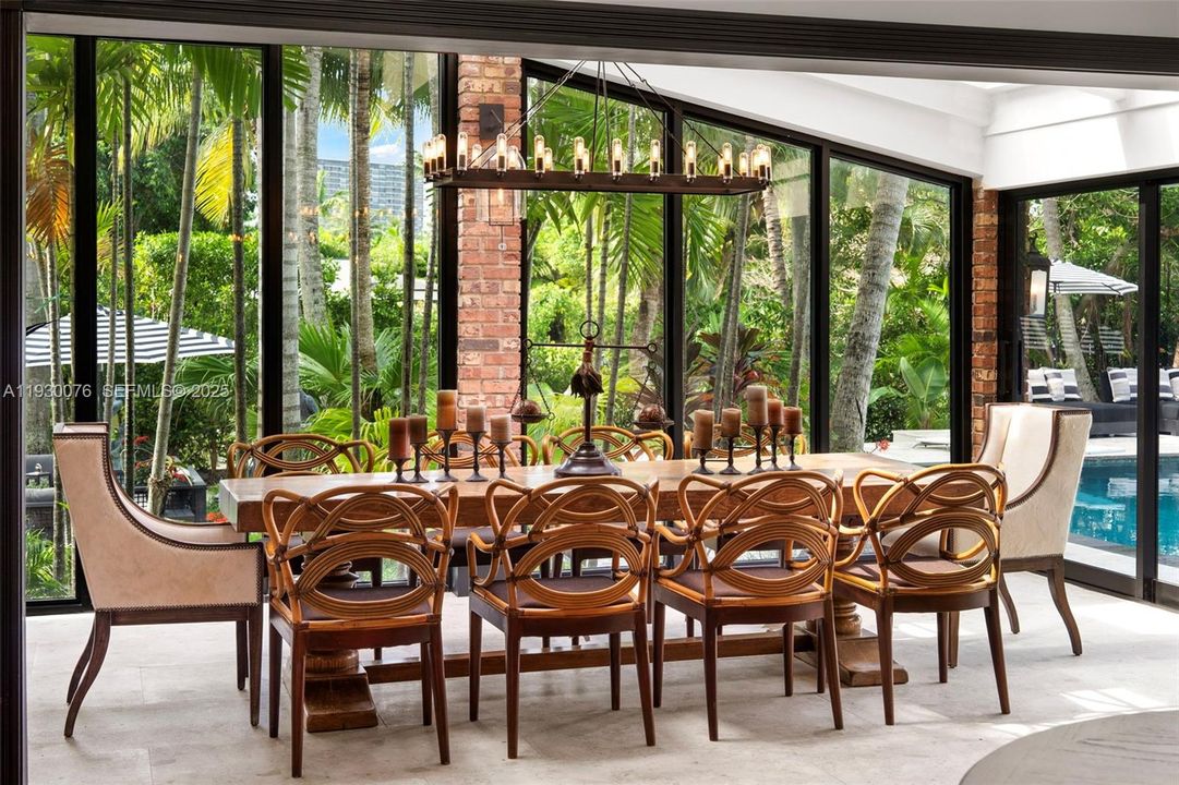 待售: $25,000,000 (6 贝兹, 6 浴室, 5562 平方英尺)