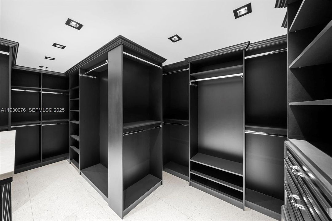 待售: $25,000,000 (6 贝兹, 6 浴室, 5562 平方英尺)