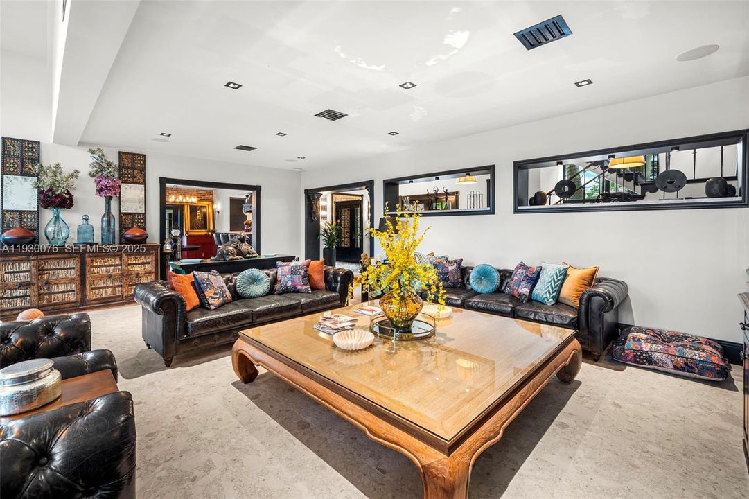 待售: $25,000,000 (6 贝兹, 6 浴室, 5562 平方英尺)