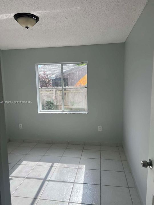 For Sale: $725,000 (3 beds, 2 baths, 1608 Square Feet)