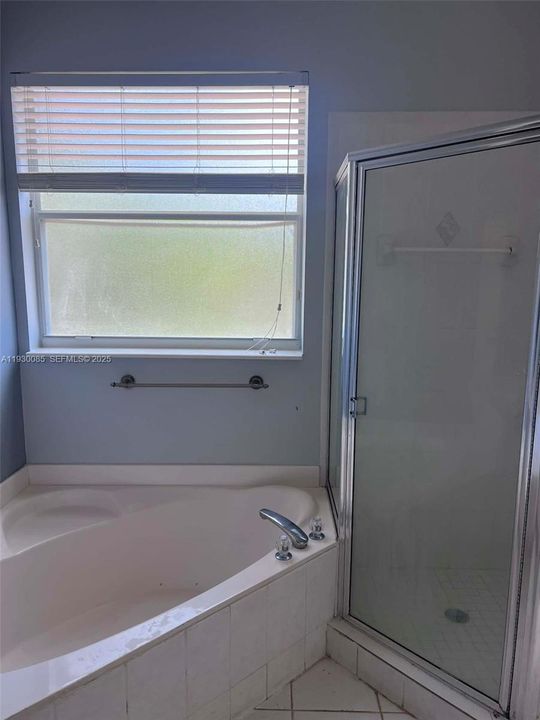 For Sale: $725,000 (3 beds, 2 baths, 1608 Square Feet)