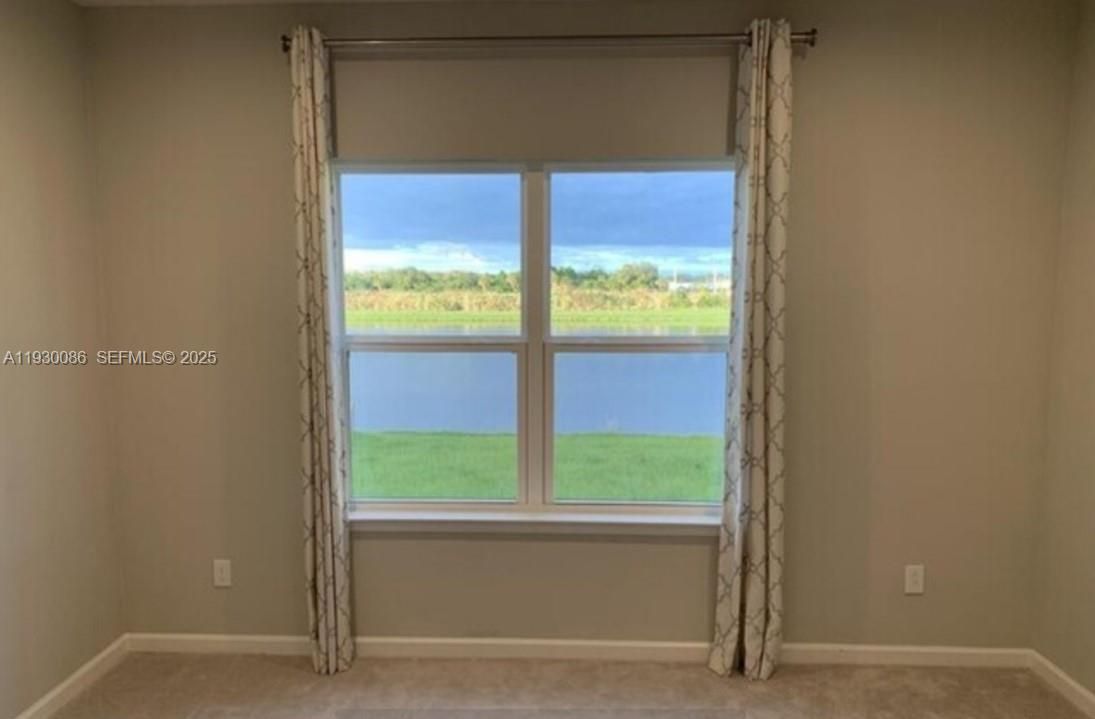 For Rent: $2,500 (3 beds, 2 baths, 2069 Square Feet)