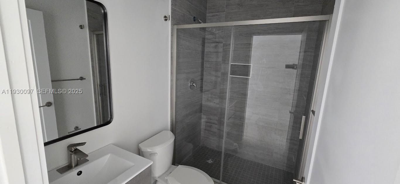 For Rent: $4,000 (4 beds, 2 baths, 1635 Square Feet)