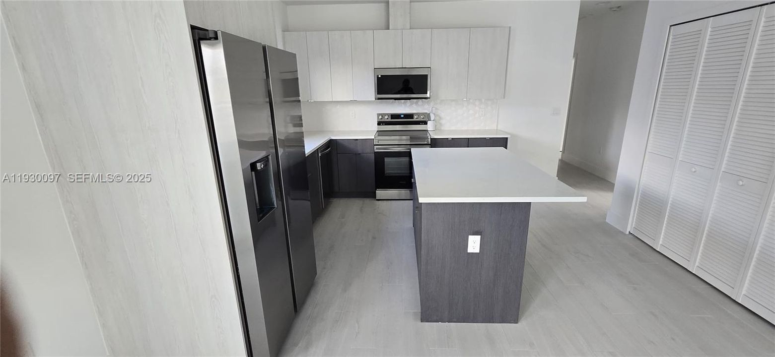 For Rent: $4,000 (4 beds, 2 baths, 1635 Square Feet)