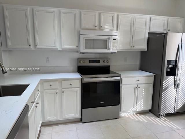 出租: $2,100 (2 贝兹, 2 浴室, 1104 平方英尺)