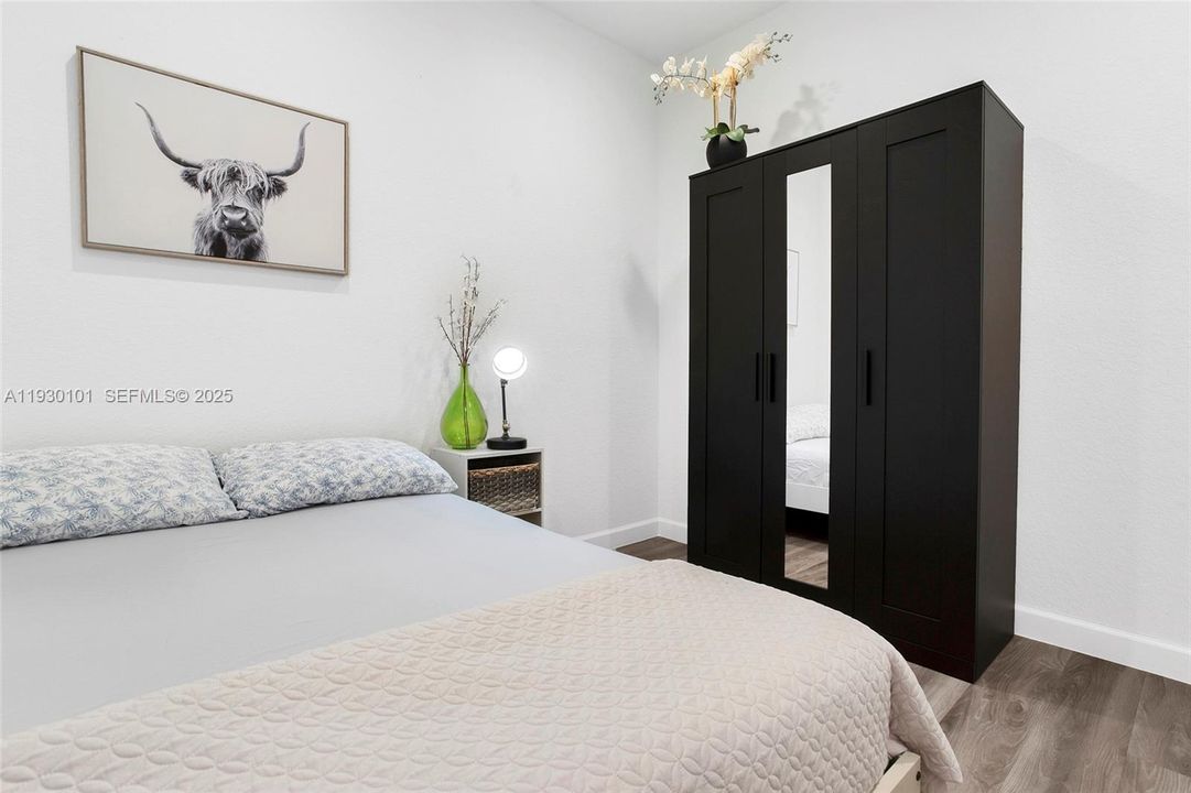 For Rent: $3,500 (4 beds, 2 baths, 1758 Square Feet)