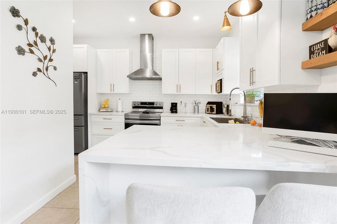 For Rent: $3,500 (4 beds, 2 baths, 1758 Square Feet)