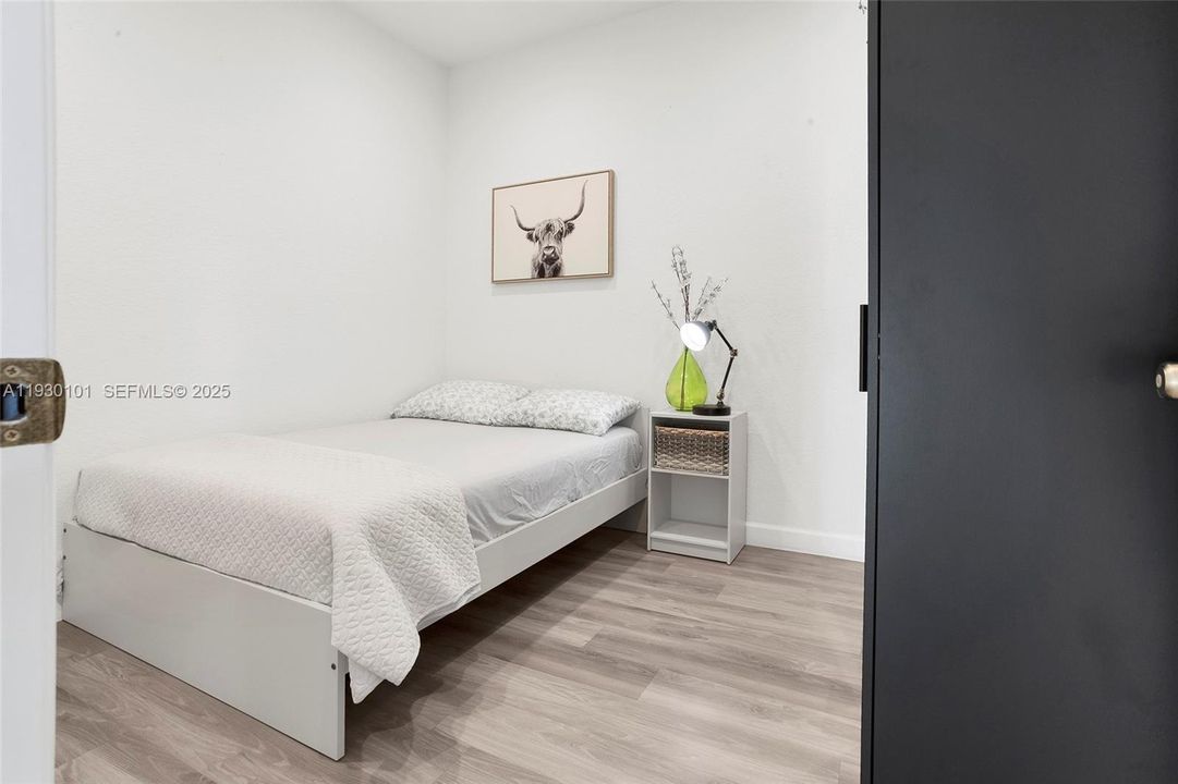 For Rent: $3,500 (4 beds, 2 baths, 1758 Square Feet)