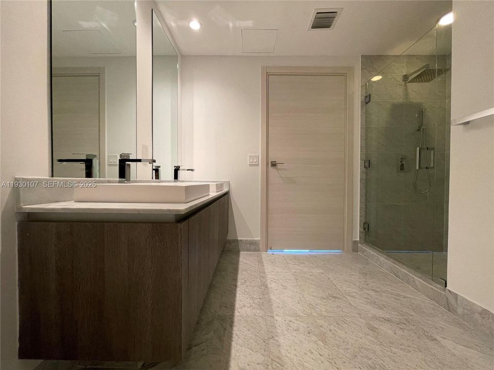 En Renta: $4,500 (1 camas, 2 baños, 838 Pies cuadrados)