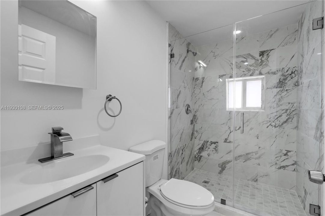 For Rent: $2,000 (2 beds, 1 baths, 1500 Square Feet)