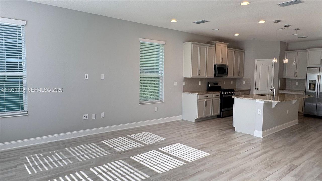 En Renta: $2,900 (3 camas, 2 baños, 1796 Pies cuadrados)