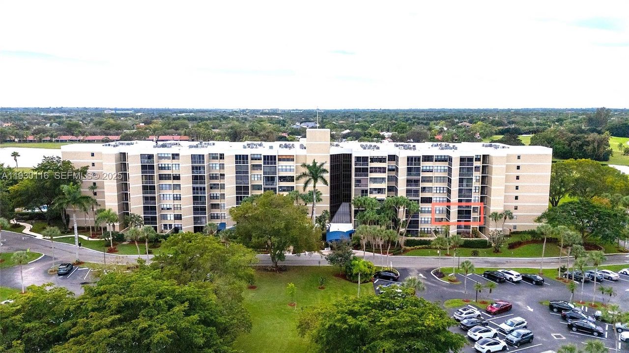 En Venta: $325,000 (2 camas, 2 baños, 1273 Pies cuadrados)