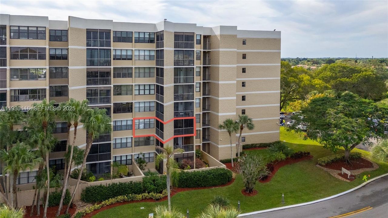 En Venta: $325,000 (2 camas, 2 baños, 1273 Pies cuadrados)