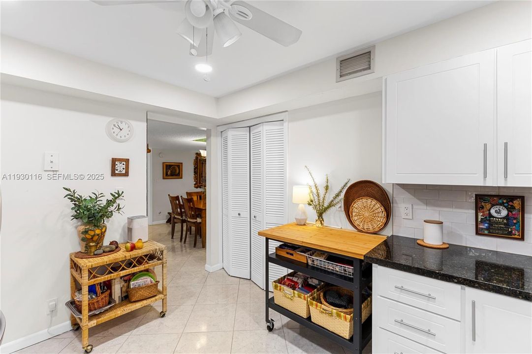 En Venta: $325,000 (2 camas, 2 baños, 1273 Pies cuadrados)