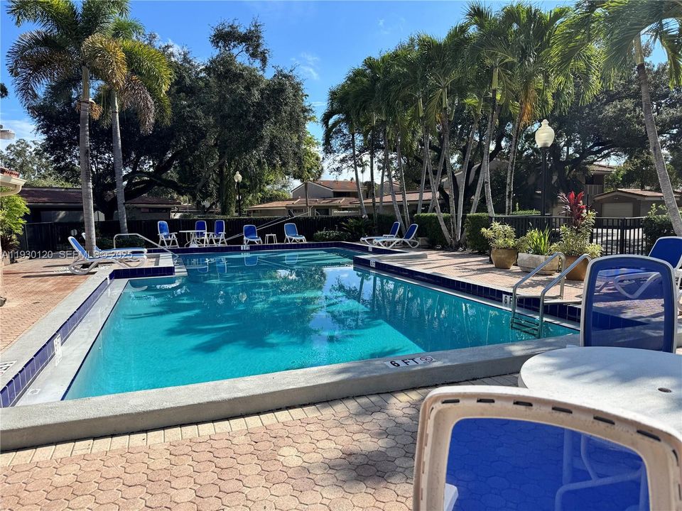 待售: $399,000 (3 贝兹, 2 浴室, 2020 平方英尺)