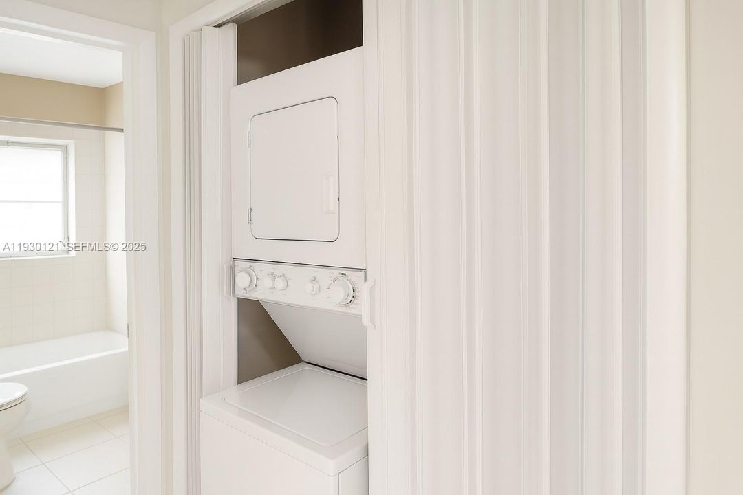 出租: $1,500 (1 贝兹, 1 浴室, 600 平方英尺)