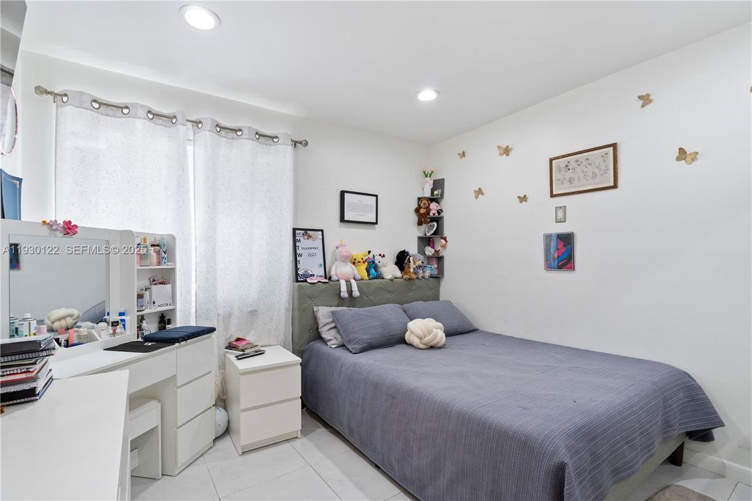 待售: $469,999 (3 贝兹, 2 浴室, 0 平方英尺)