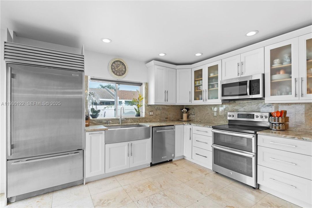 待售: $469,999 (3 贝兹, 2 浴室, 0 平方英尺)