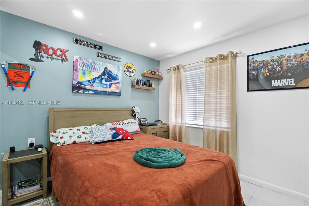 待售: $469,999 (3 贝兹, 2 浴室, 0 平方英尺)