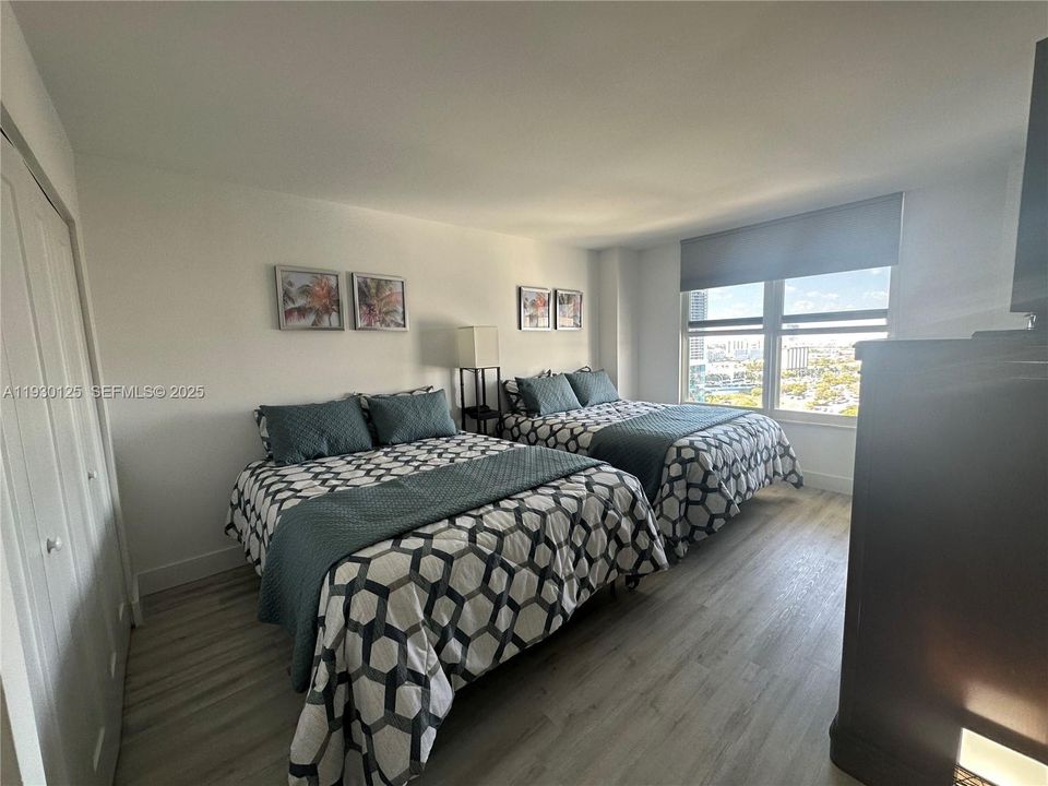 En Venta: $540,000 (2 camas, 2 baños, 1333 Pies cuadrados)