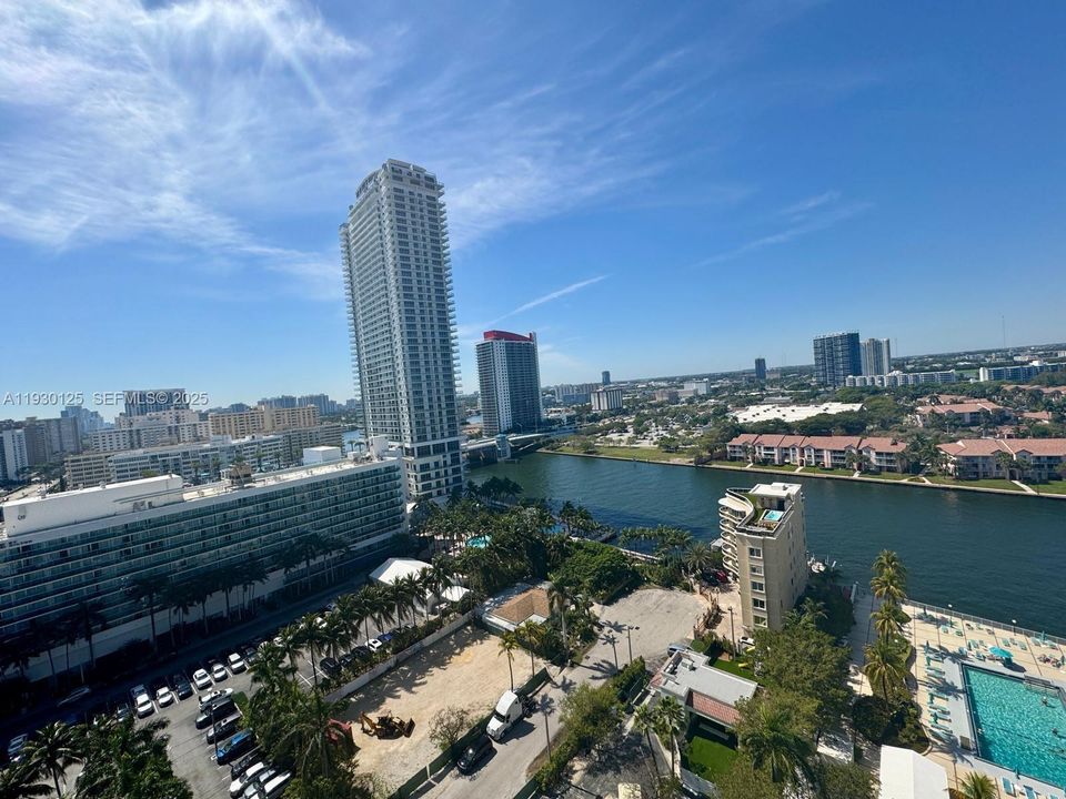 En Venta: $540,000 (2 camas, 2 baños, 1333 Pies cuadrados)