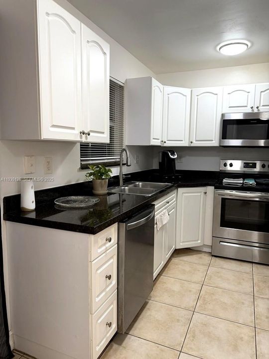 待售: $329,900 (2 贝兹, 2 浴室, 1250 平方英尺)