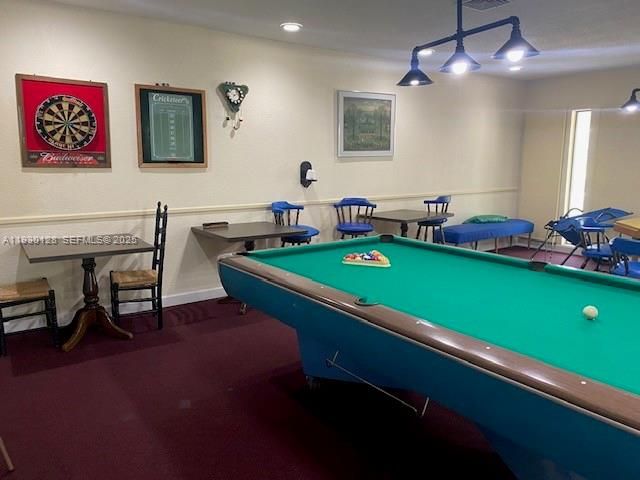 For Sale: $249,000 (1 beds, 1 baths, 980 Square Feet)