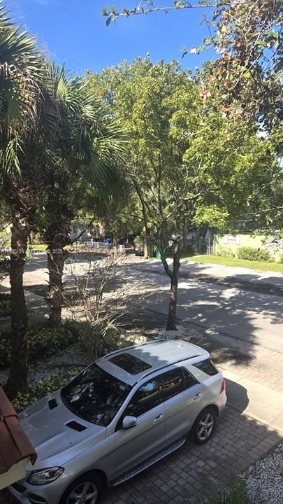 For Rent: $2,400 (2 beds, 2 baths, 1250 Square Feet)