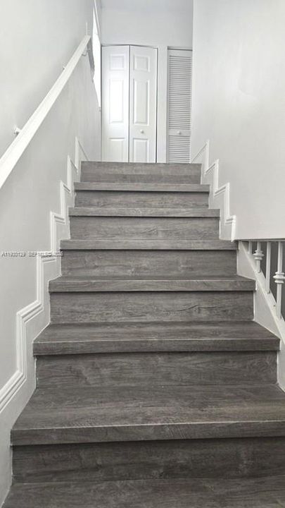 For Rent: $2,400 (2 beds, 2 baths, 1250 Square Feet)