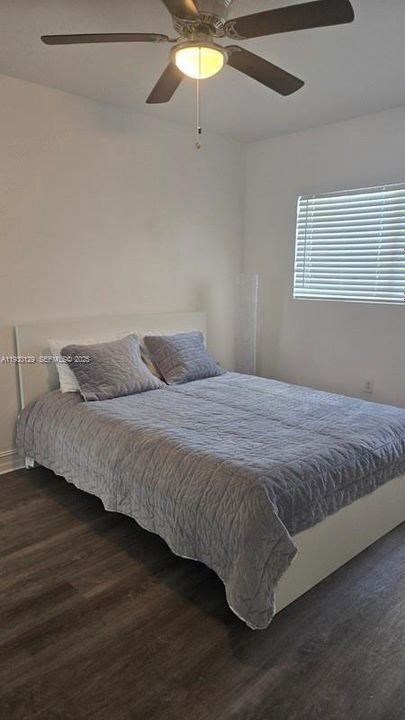 For Rent: $2,400 (2 beds, 2 baths, 1250 Square Feet)