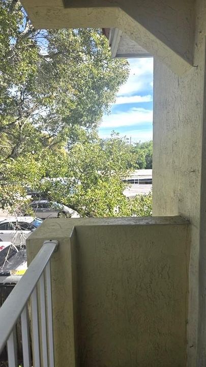 For Rent: $2,400 (2 beds, 2 baths, 1250 Square Feet)