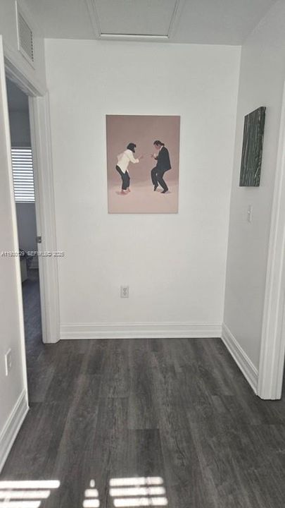 For Rent: $2,400 (2 beds, 2 baths, 1250 Square Feet)