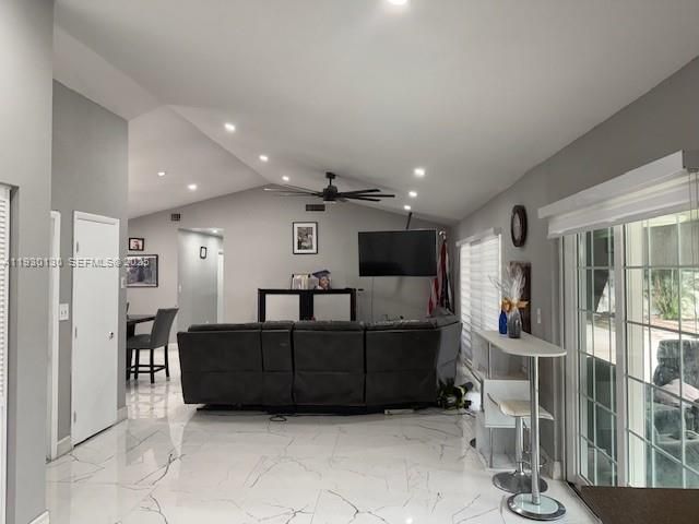 For Sale: $600,000 (3 beds, 2 baths, 1370 Square Feet)