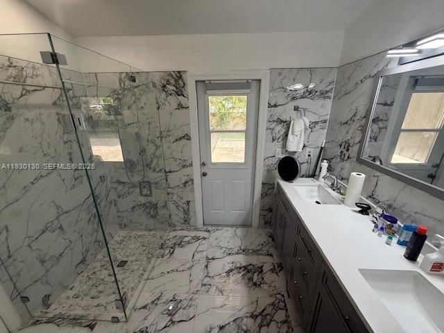 For Sale: $600,000 (3 beds, 2 baths, 1370 Square Feet)