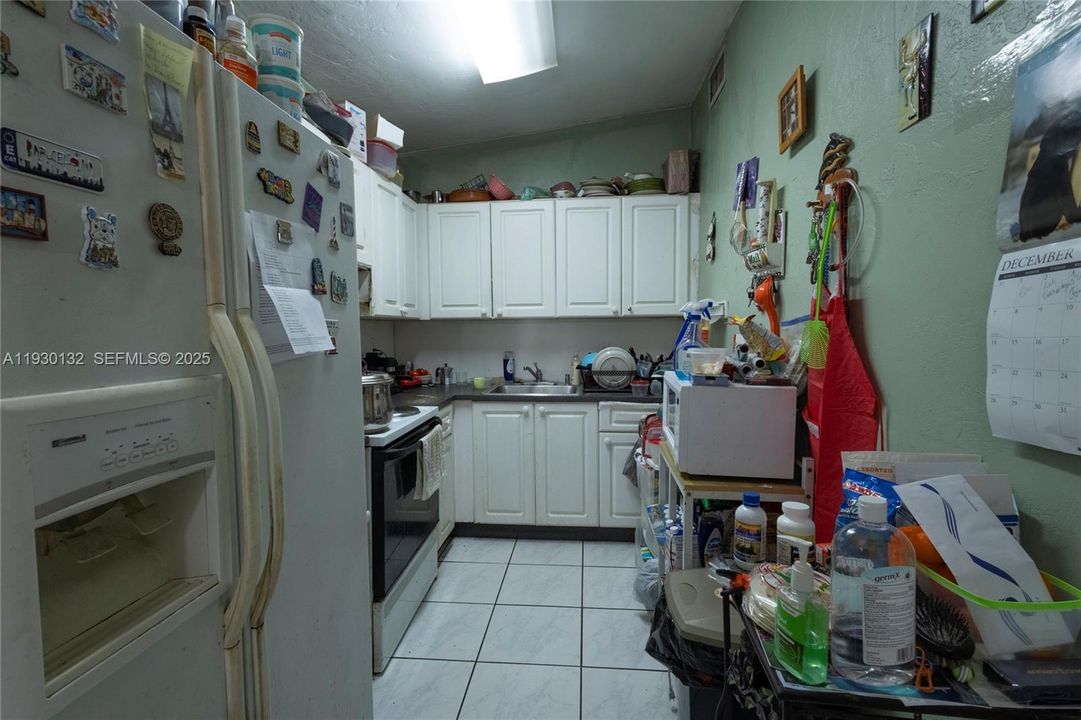 En Venta: $794,100 (5 camas, 2 baños, 1980 Pies cuadrados)