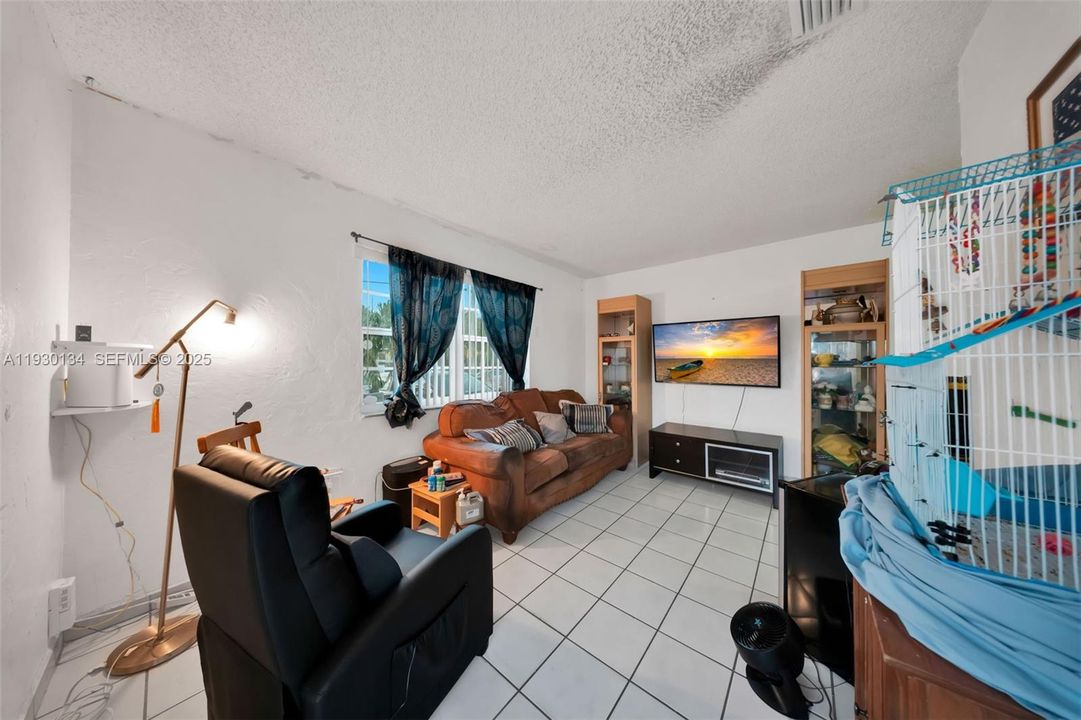 En Venta: $860,000 (0 camas, 0 baños, 1629 Pies cuadrados)