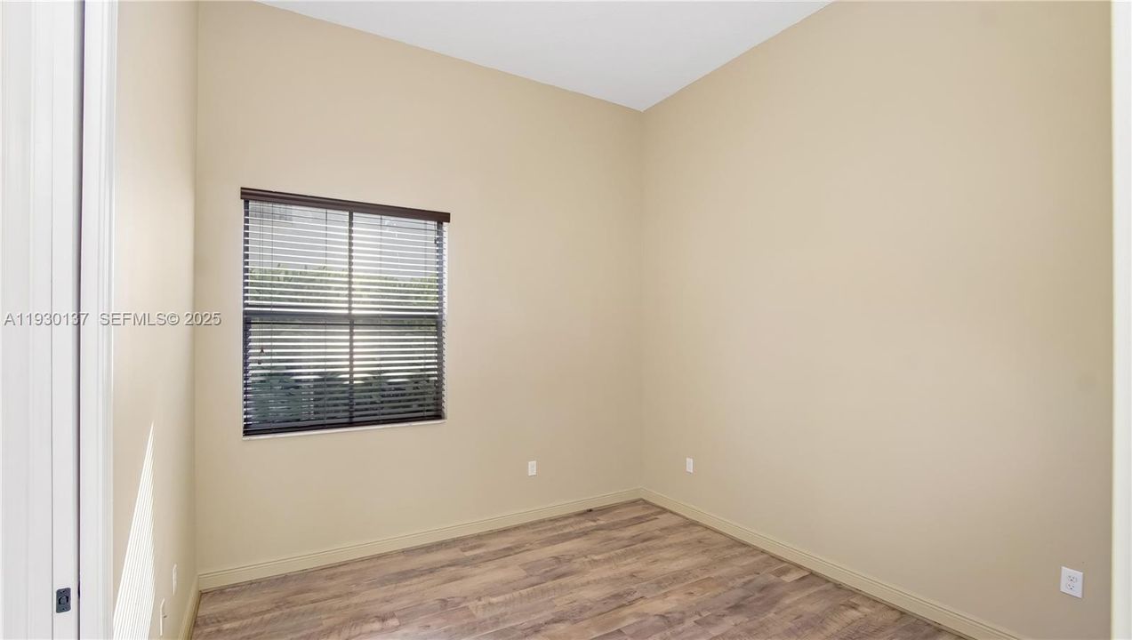 For Rent: $5,700 (4 beds, 3 baths, 2320 Square Feet)