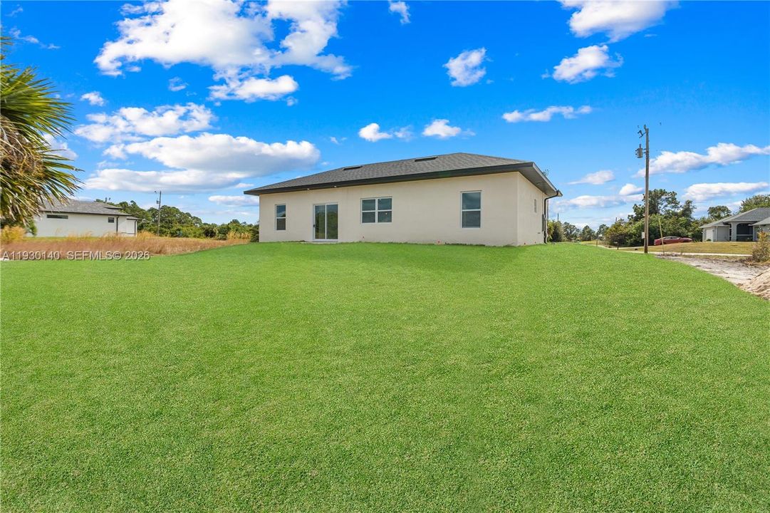 For Rent: $2,050 (3 beds, 2 baths, 0 Square Feet)