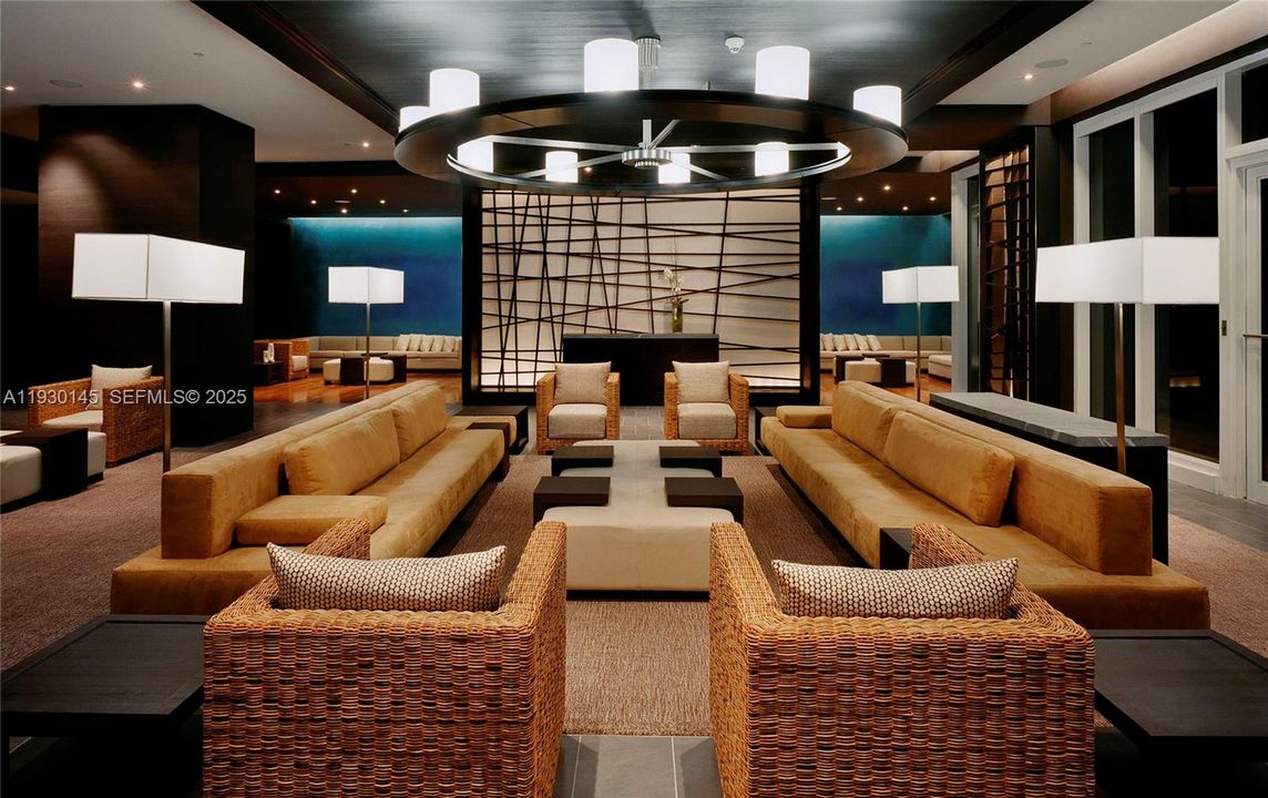 For Rent: $4,850 (2 beds, 2 baths, 1337 Square Feet)