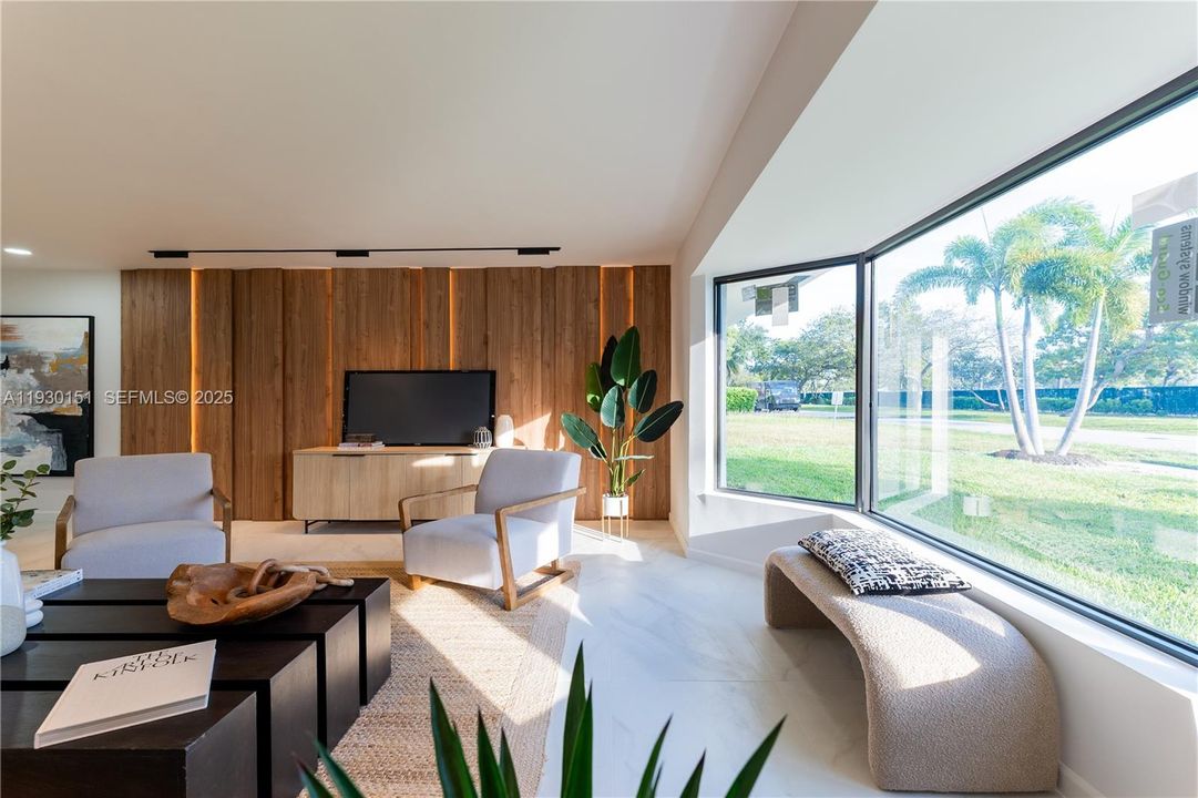 For Sale: $1,695,000 (3 beds, 3 baths, 2323 Square Feet)