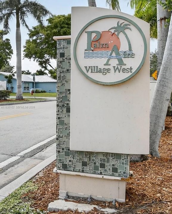 For Sale: $565,000 (3 beds, 2 baths, 1747 Square Feet)