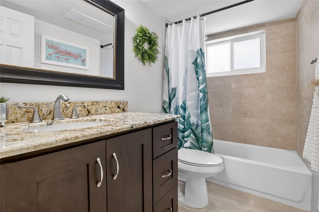 For Sale: $565,000 (3 beds, 2 baths, 1747 Square Feet)