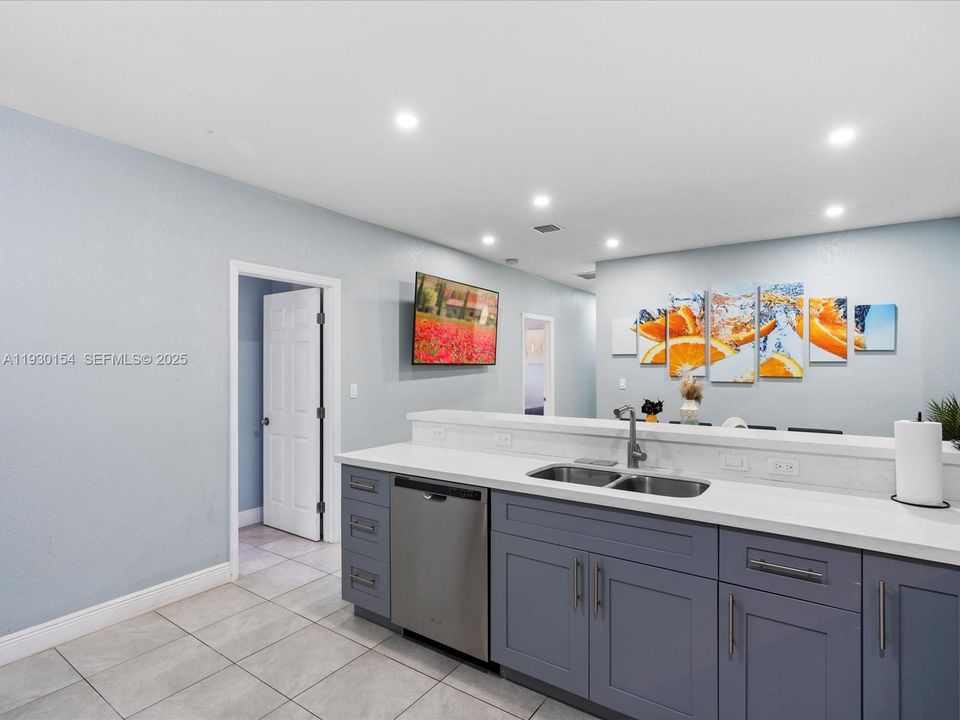 For Sale: $1,150,000 (0 beds, 0 baths, 2504 Square Feet)